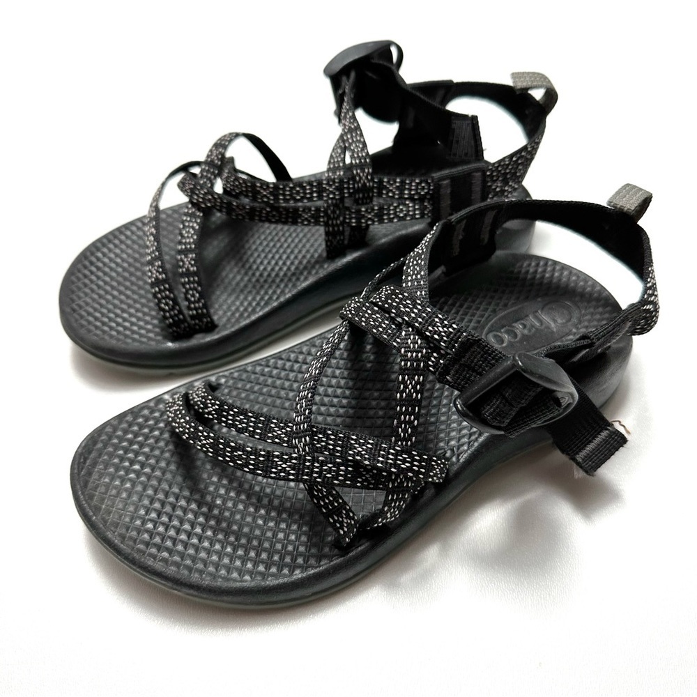 Chaco Black ZX/2 Strappy Sport Sandals Kid’s Junior Size 2